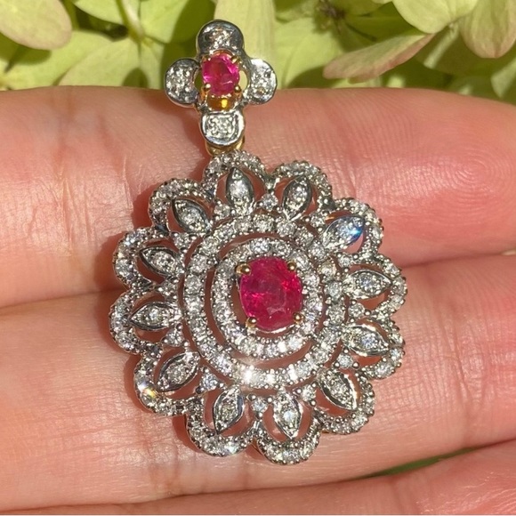 Diamond Necklace with Natural Burmese Ruby and Diamond pendantin 18K solid gold - Picture 12 of 15